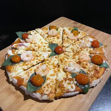 PIZZA CAMARON A LA CREMA