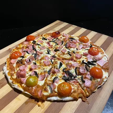 PIZZA MEDIANA NAPOLITANA